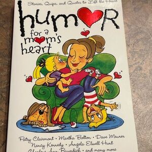 Humor for Moms heart book, great condition!